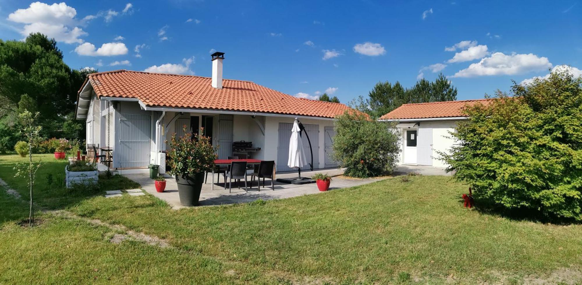Les Rouges Gorges Bed & Breakfast Lugos Екстериор снимка